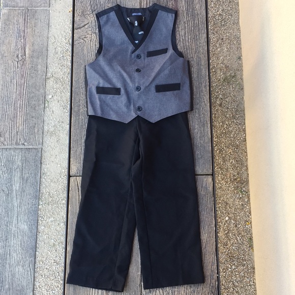 Other - Boys Sz 5 -Three Piece Dress Outfit